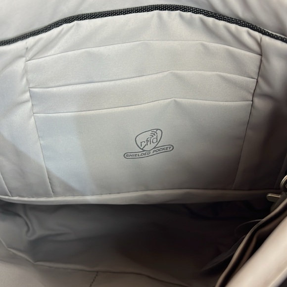 TRAVELON CROSSBODY Travel Black Anti-Theft Classic Mini Shoulder Bag NWT - Picture 10 of 17